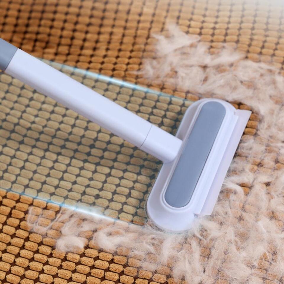 LoveFurEver™ - Hair removing brush