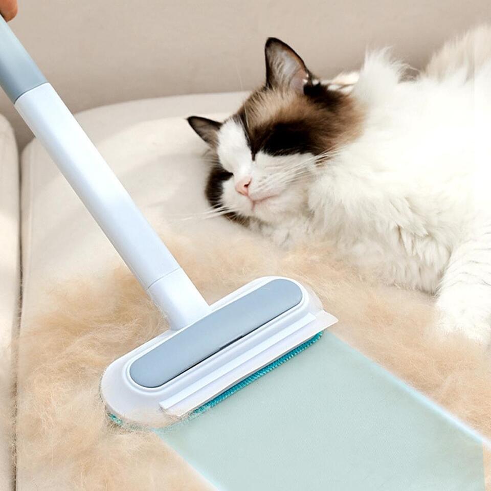 LoveFurEver™ - Hair removing brush